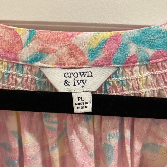 Crown and Ivy pastel peasant blouse - Picture 4 of 6